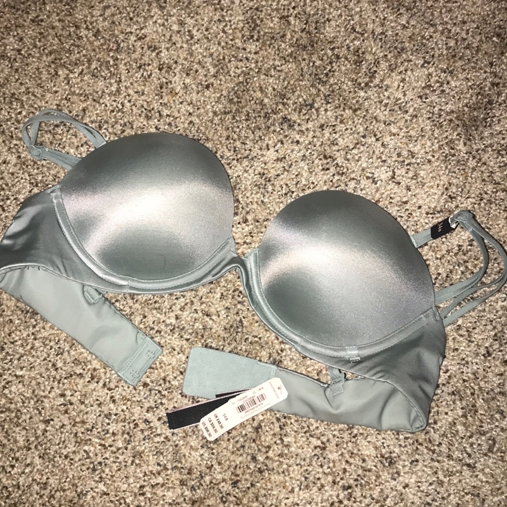 NEW VS bra